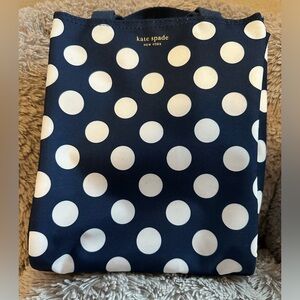 NWT KATE SPADE ♠️ NAVY JUMBO DOT LUNCH BAG BLUE & WHITE POLKA DOT